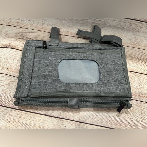 Kopi Baby Portable Diaper Changing Pad carrying case, gray water resistant - Picture 7 of 10